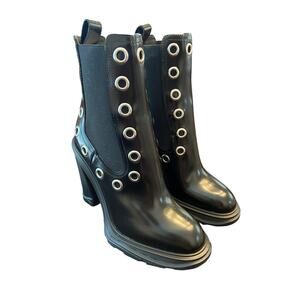 Alexander McQueen Tread Grommet Leather Chelsea Boots Block Heels Black Size 37
